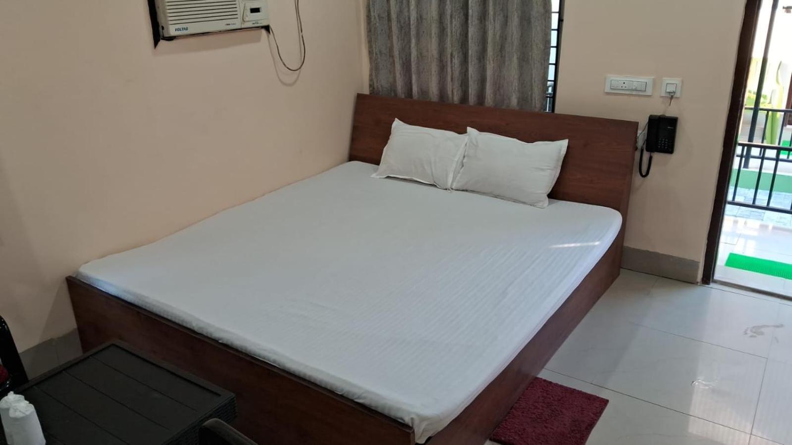 New Mouchak Hotel & Resorts Tajpur Экстерьер фото