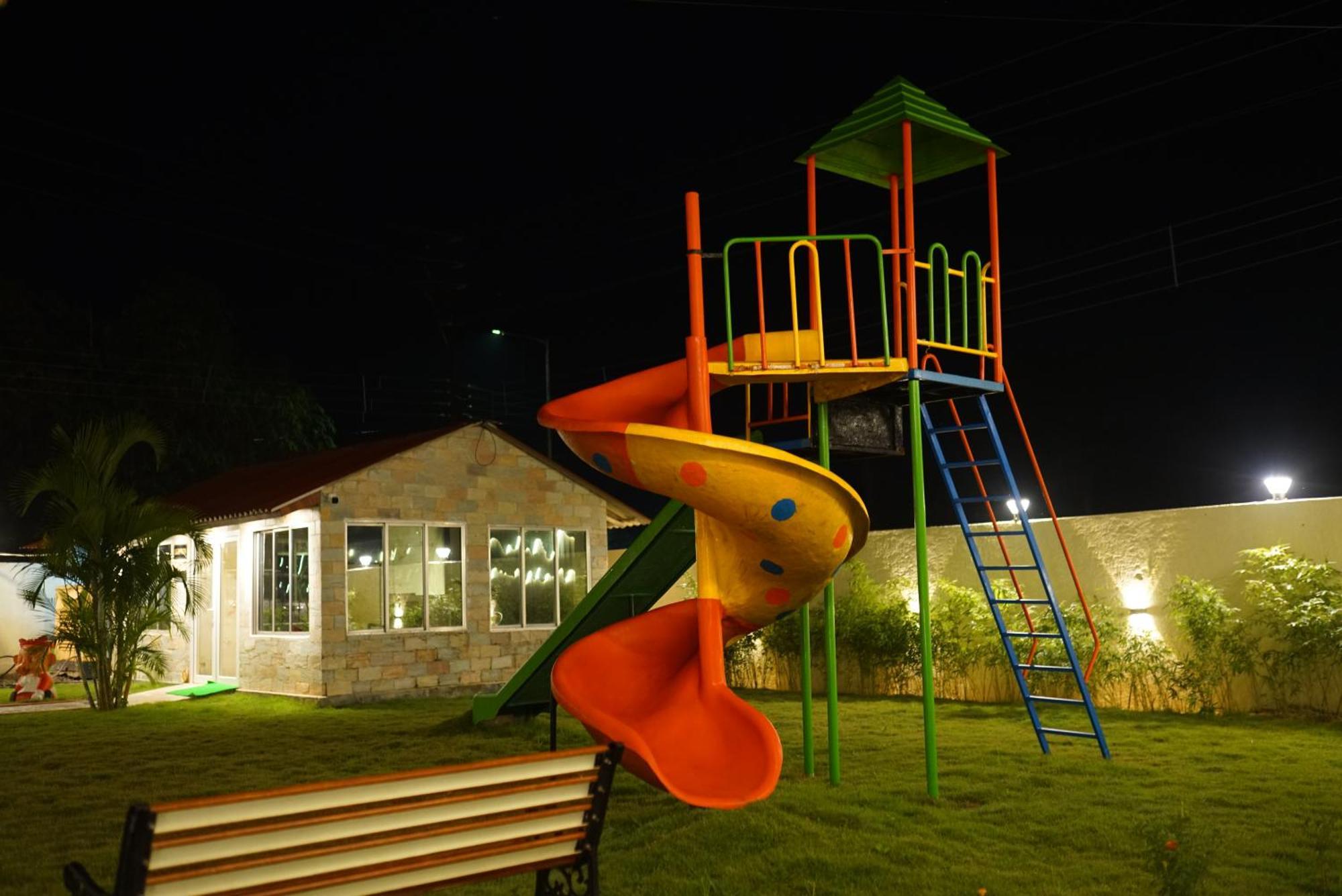 New Mouchak Hotel & Resorts Tajpur Экстерьер фото