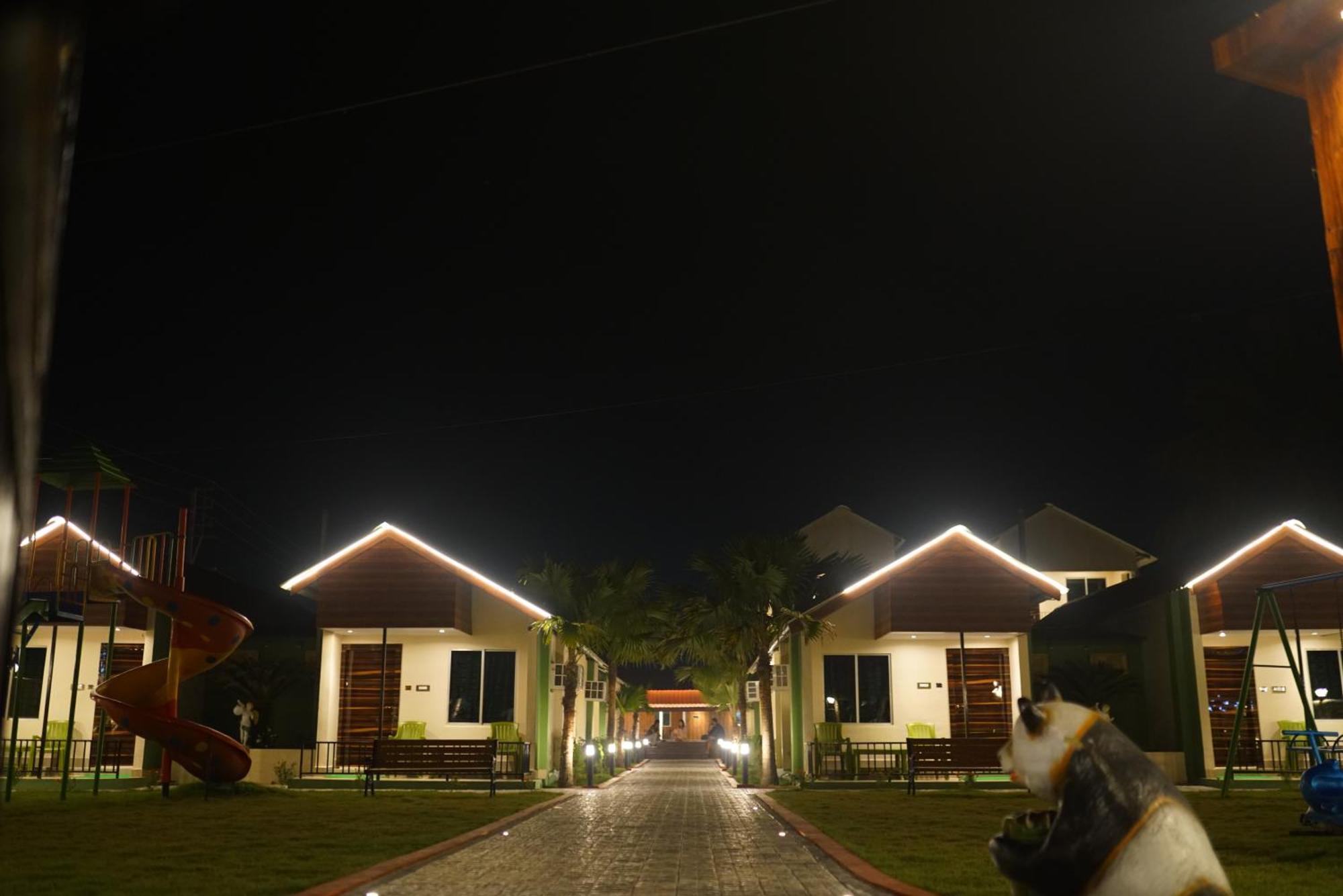 New Mouchak Hotel & Resorts Tajpur Экстерьер фото